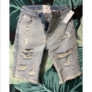 ONETEASPOON • Knee Length Ripped Jean Shorts